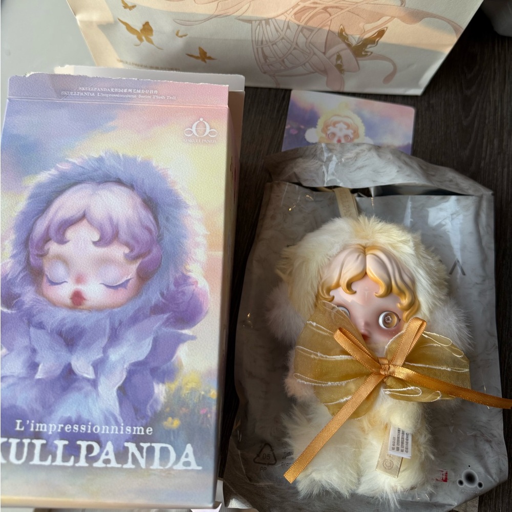 Skullpanda L’impressionisme Dawn Plush Keychain